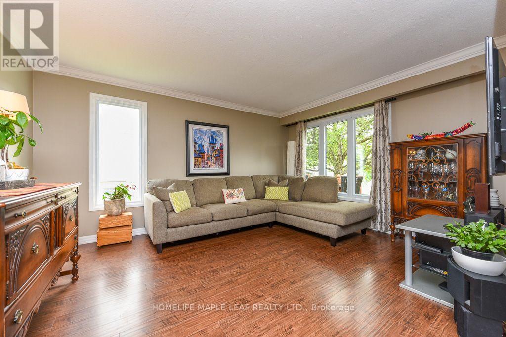 30 Primrose Crescent Property Photo 10