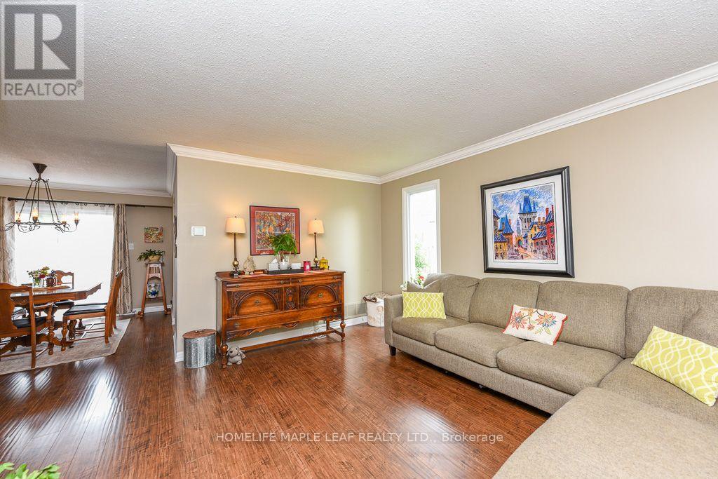 30 Primrose Crescent Property Photo 12