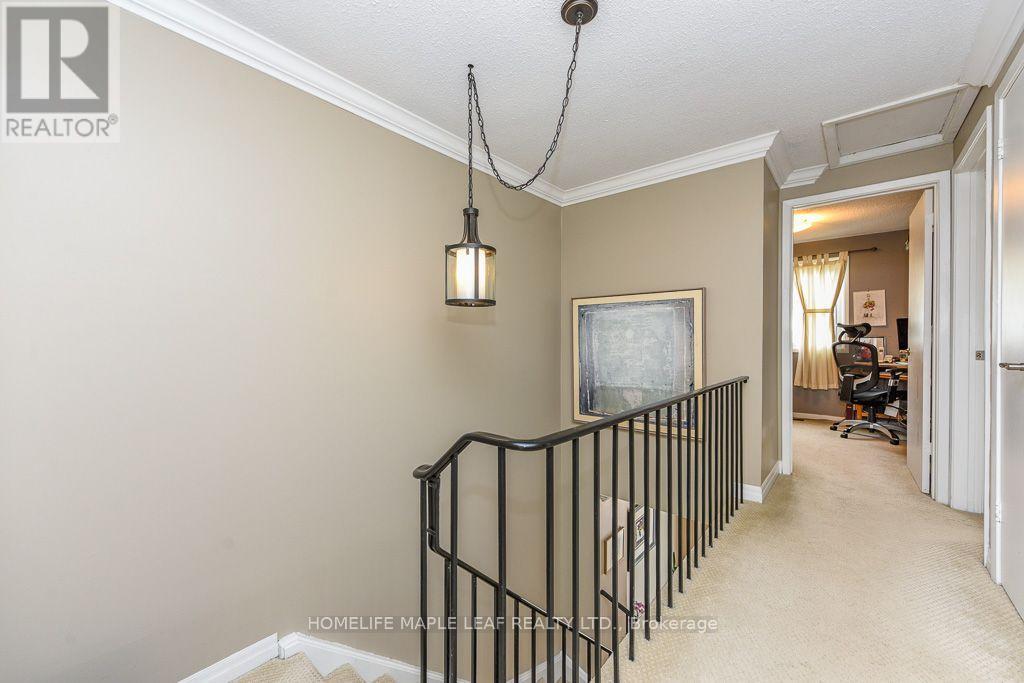 30 Primrose Crescent Property Photo 23