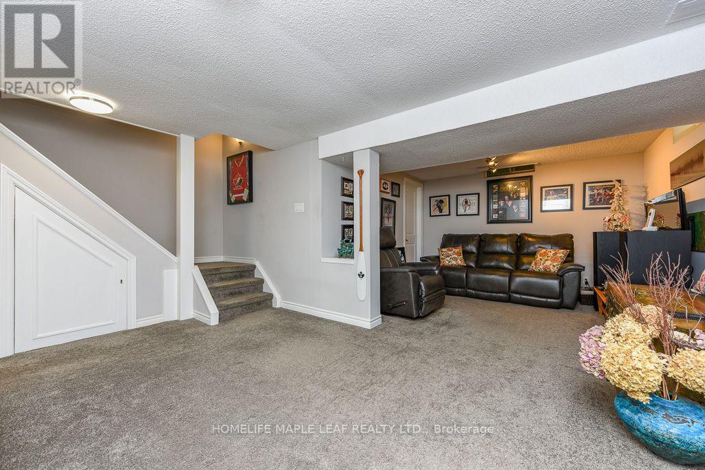 30 Primrose Crescent Property Photo 35