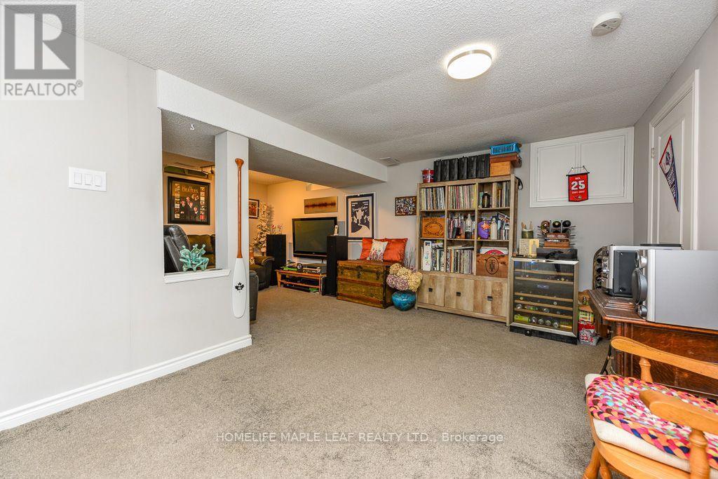 30 Primrose Crescent Property Photo 36