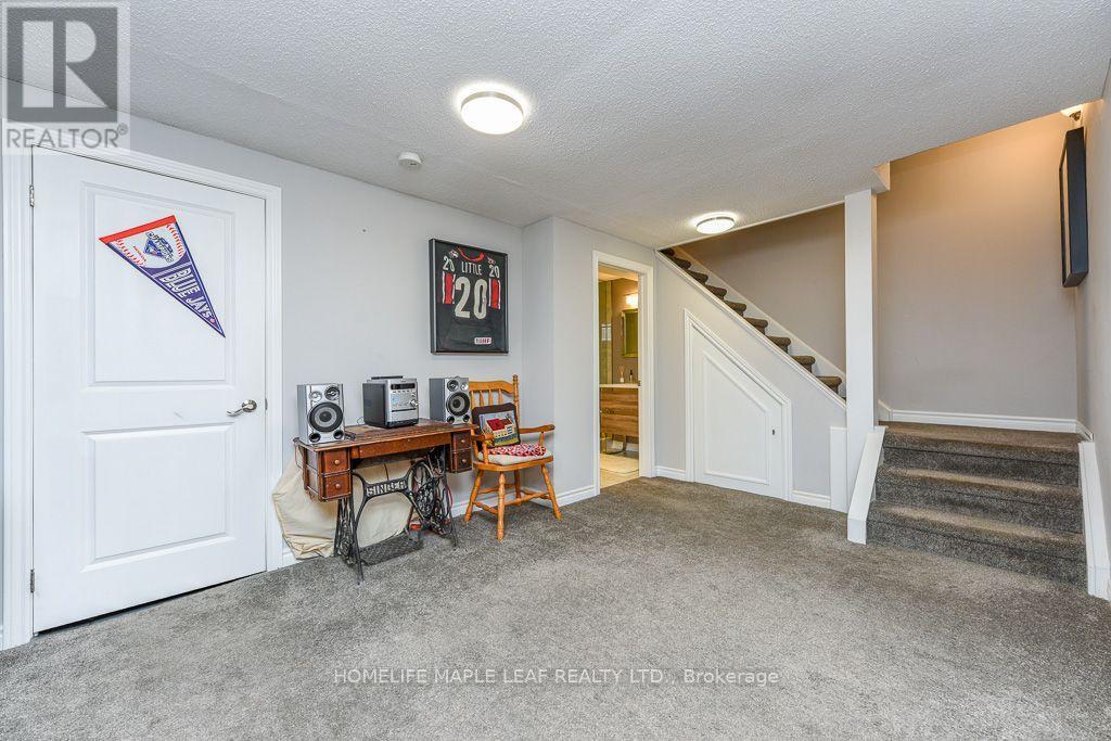 30 Primrose Crescent Property Photo 39
