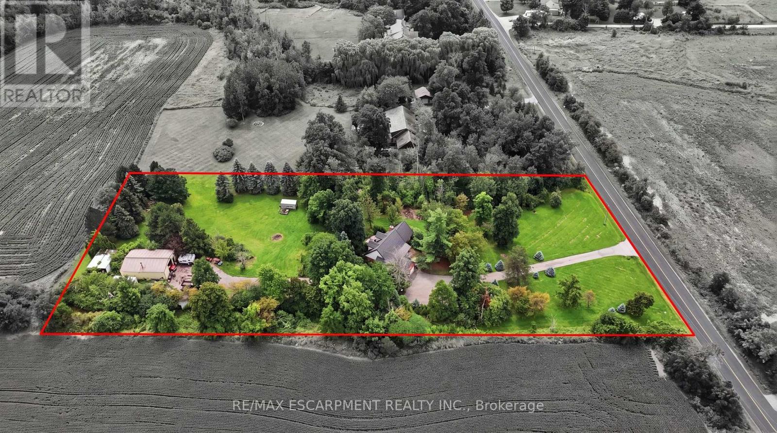 2210 1 Sideroad Property Photo 5
