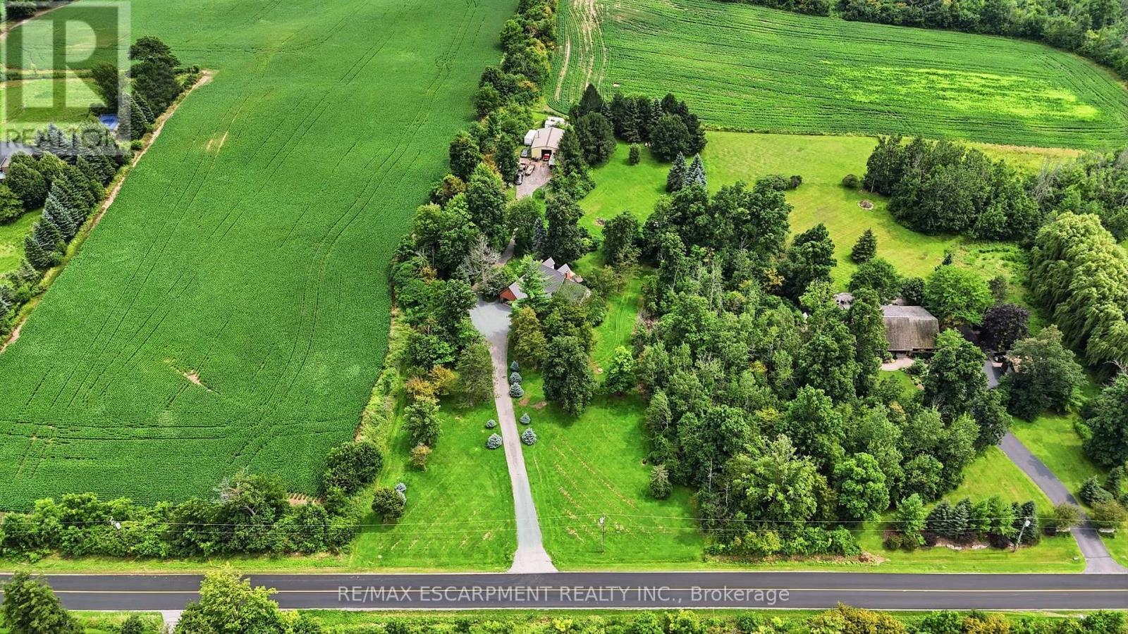 2210 1 Sideroad Property Photo 10