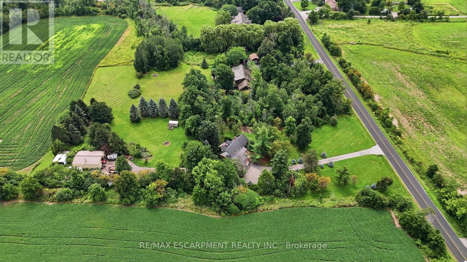 2210 1 Sideroad Property Photo 12