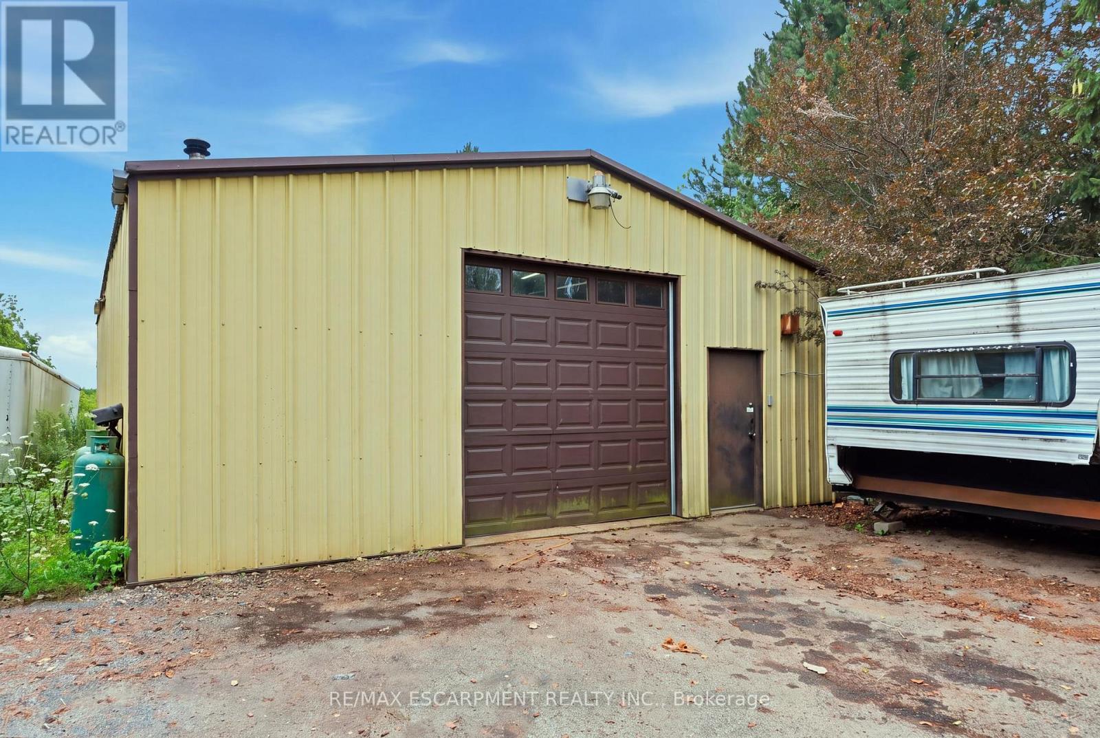 2210 1 Sideroad Property Photo 33
