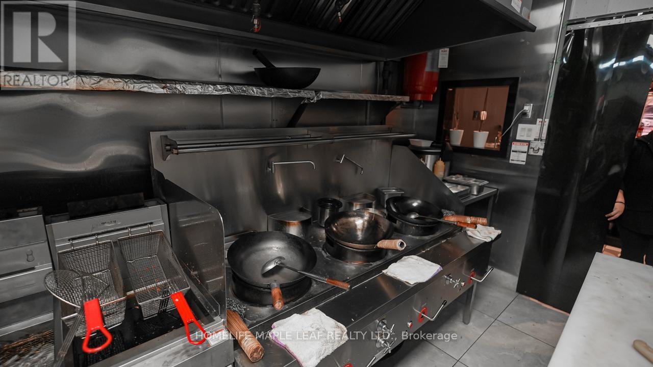 4 - 9980 Airport Road Property Photo 6