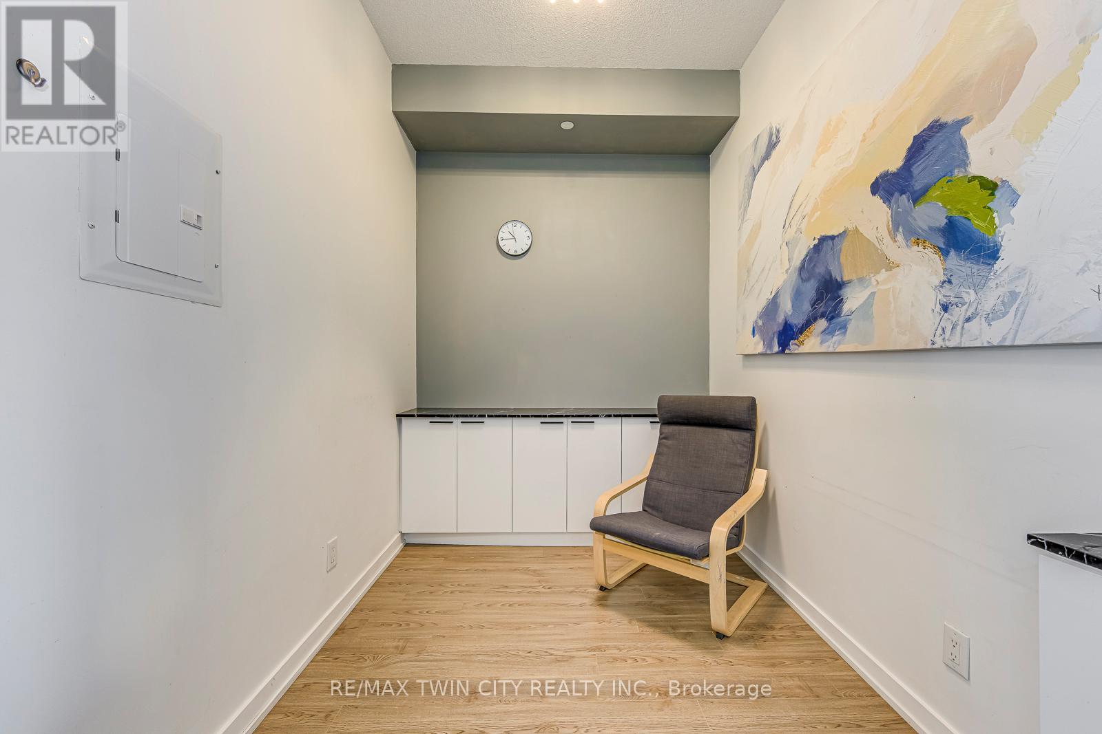 511 - 510 Curran Place Property Photo 12