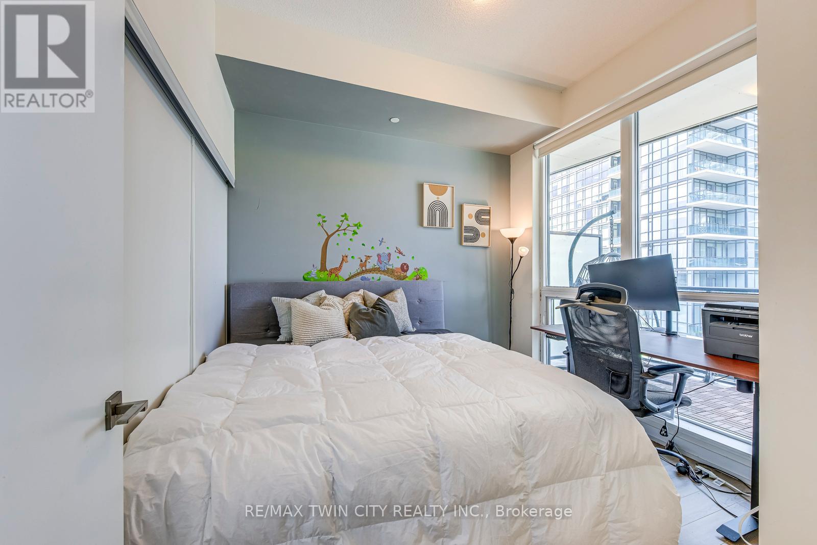 511 - 510 Curran Place Property Photo 25