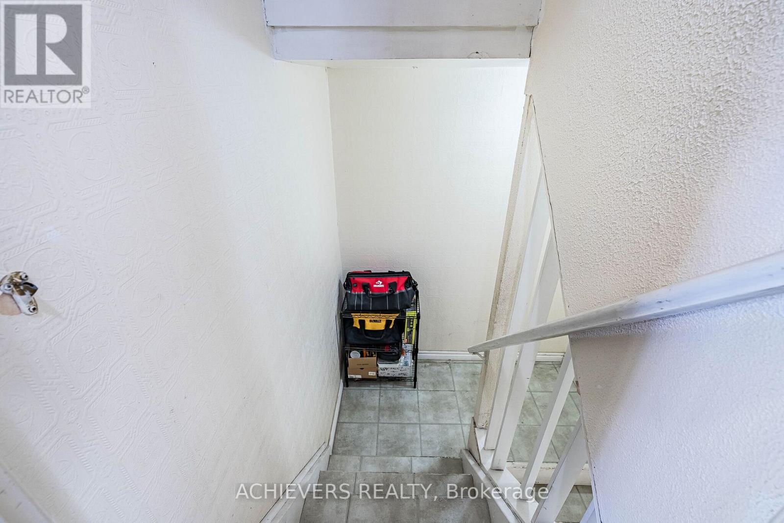 58 Archdekin Drive Property Photo 31