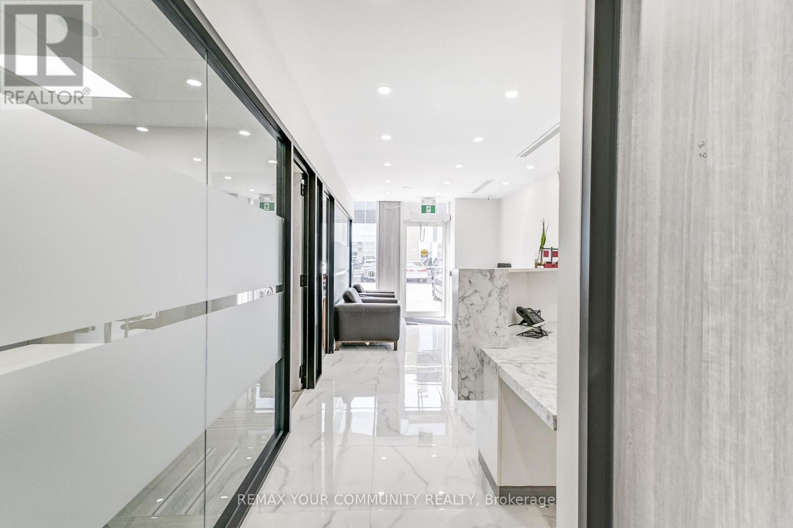 6 - 1185 Queensway E Property Photo 5