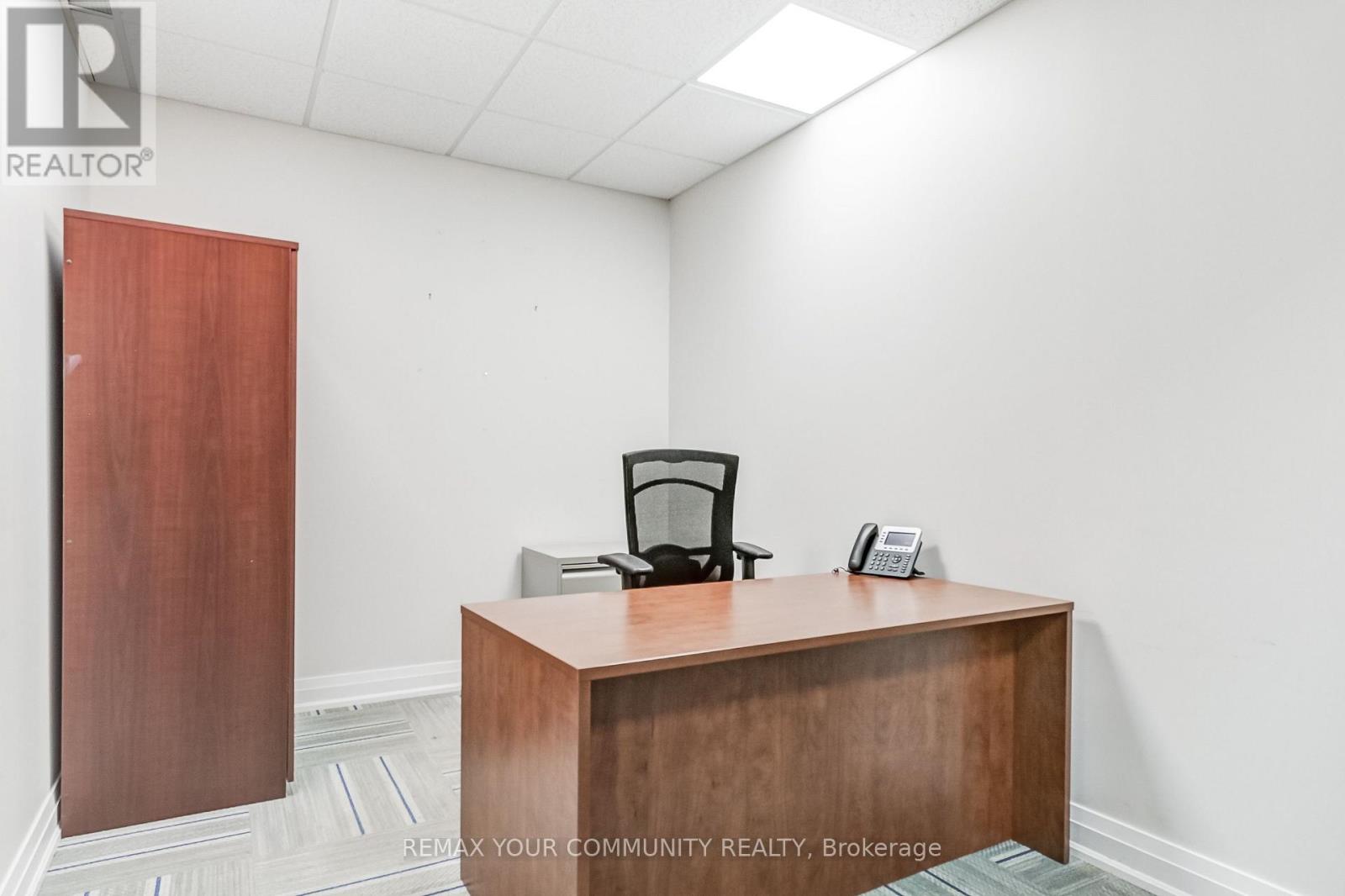 6 - 1185 Queensway E Property Photo 18