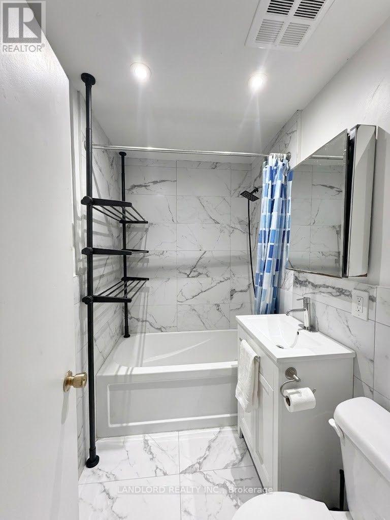 1 - 140 Springhurst Avenue Property Photo 7