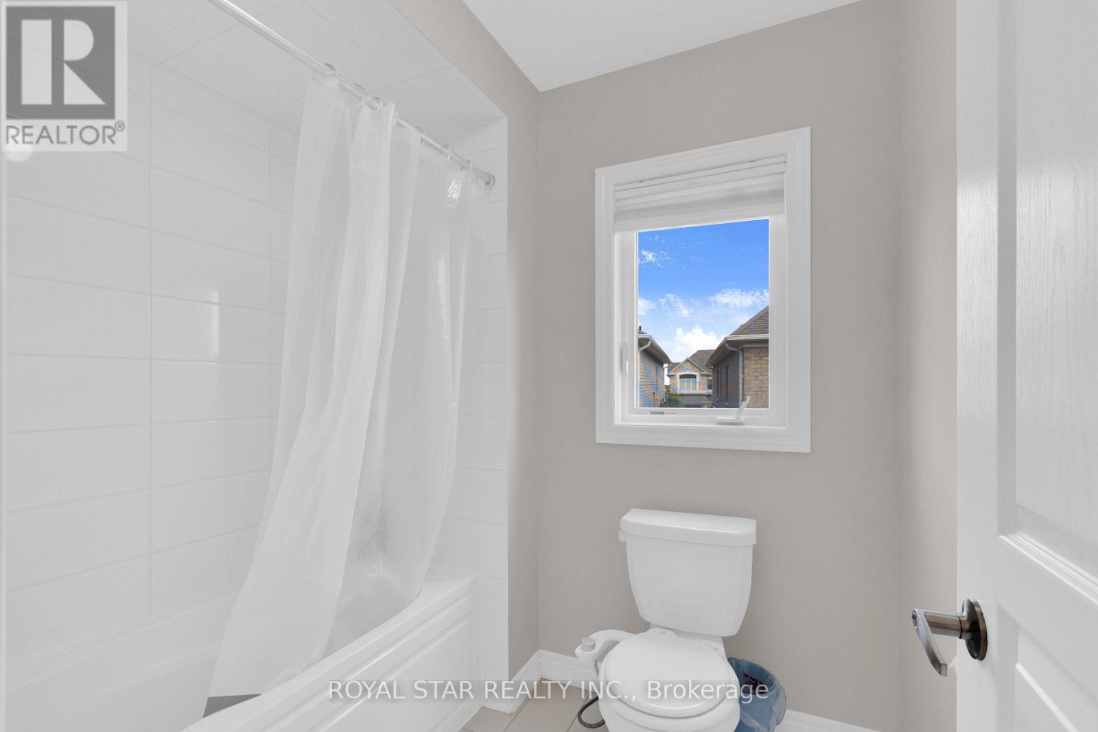 50 Brookwater Crescent Property Photo 23