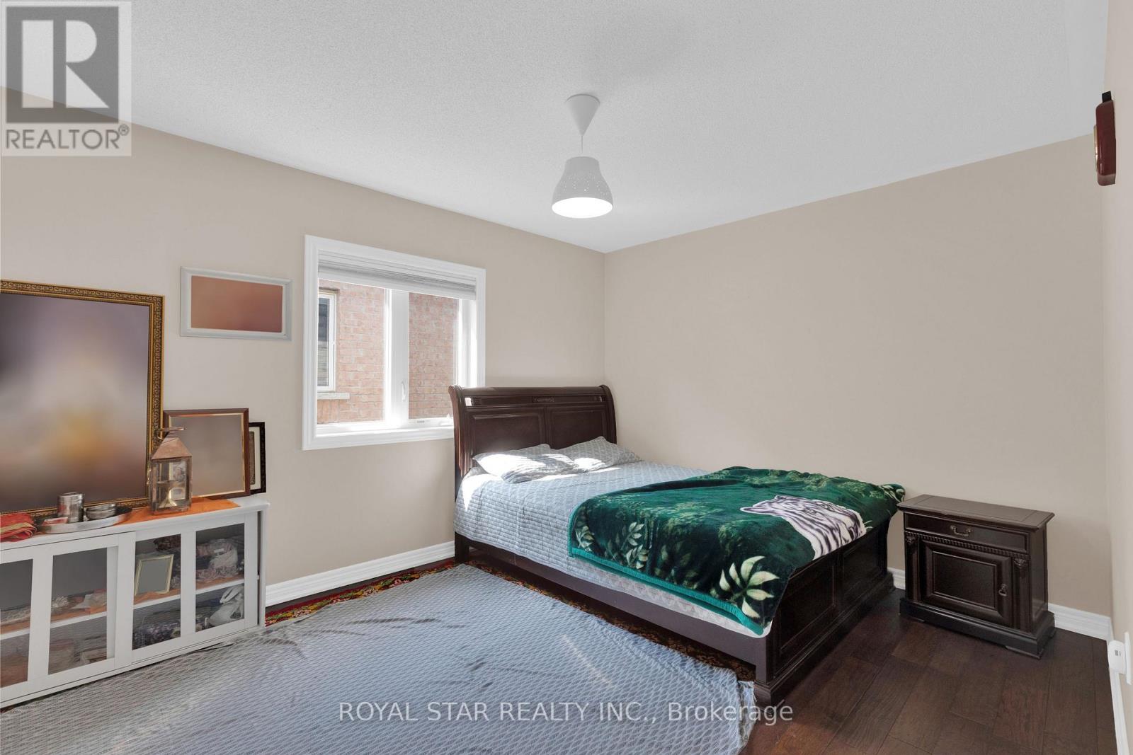 50 Brookwater Crescent Property Photo 33