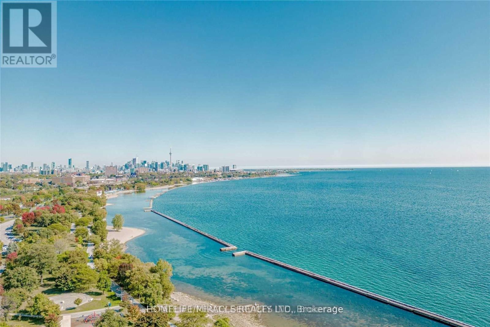1928 LAKESHORE BOULEVARD W Property Photo 1