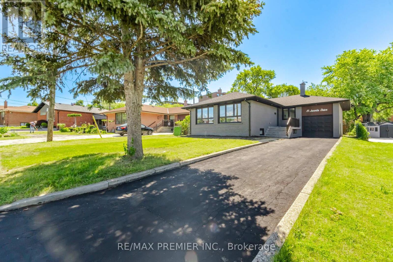 19 Jacinta Drive Property Photo 2