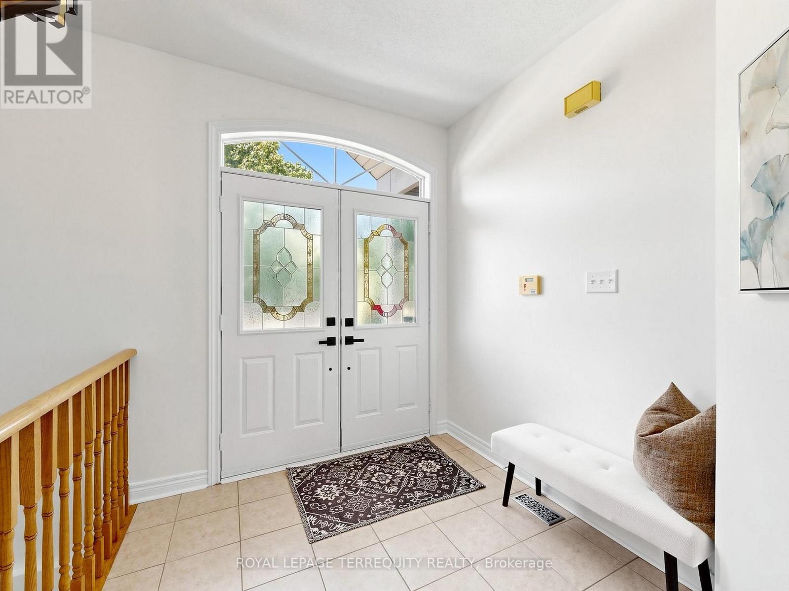 19 Johnson Crescent Property Photo 7
