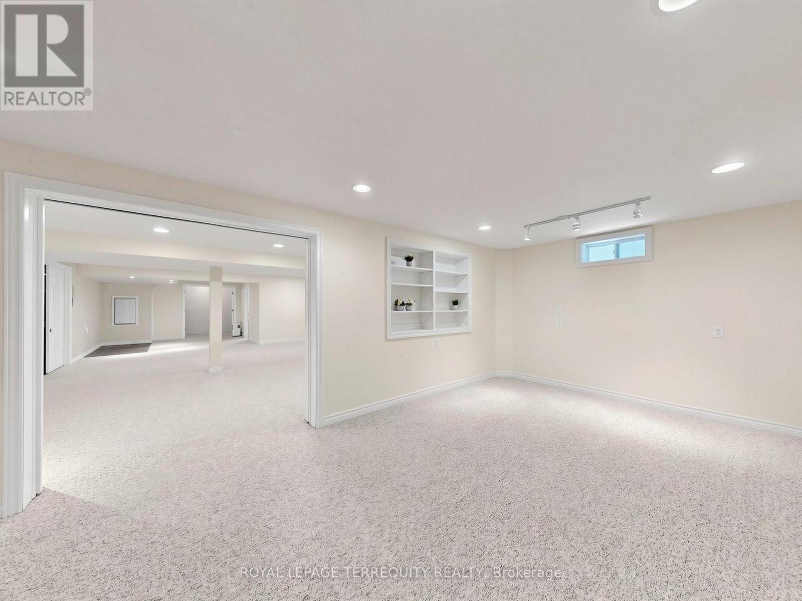19 Johnson Crescent Property Photo 39