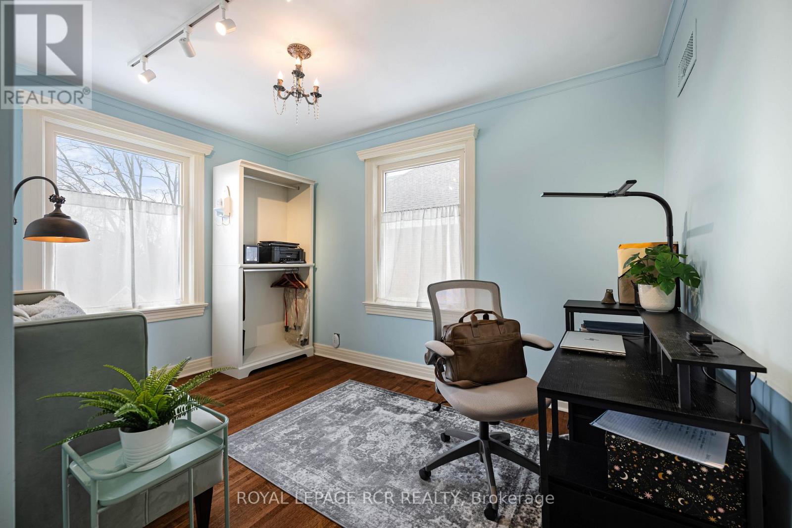 17 First Avenue Property Photo 35