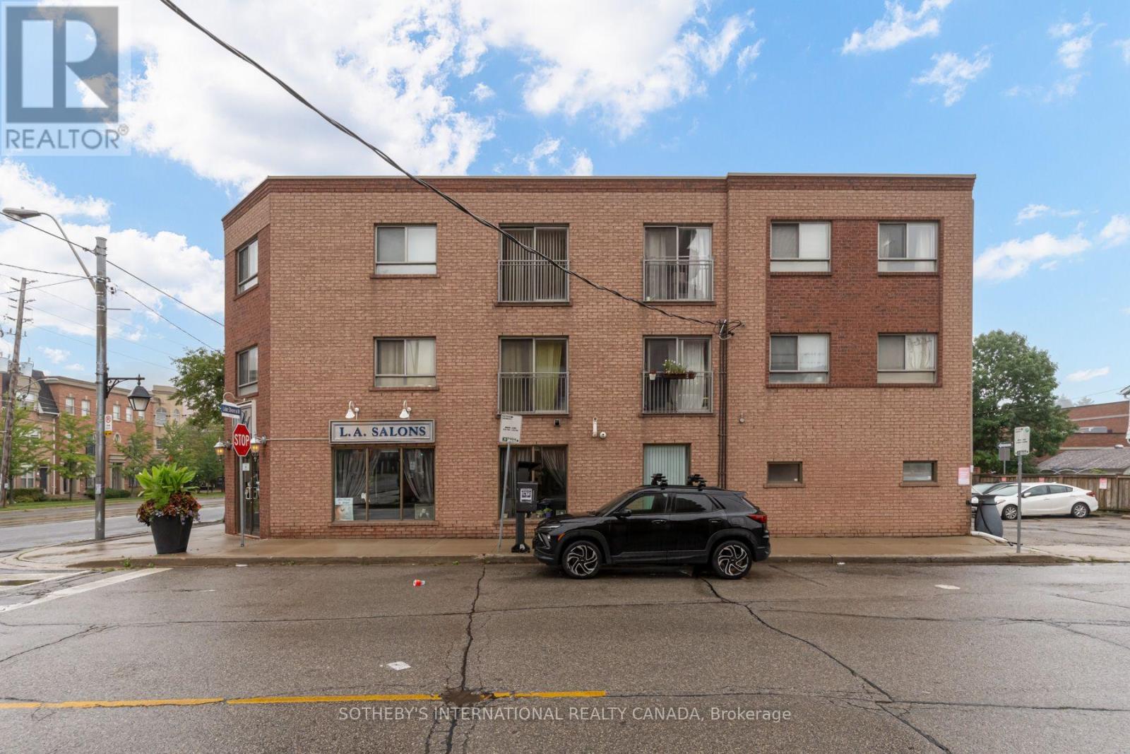 301 - 3069 Lakeshore Boulevard Property Photo 3