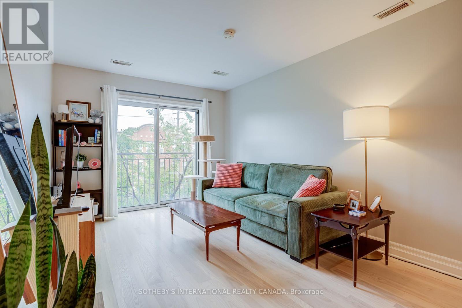 301 - 3069 Lakeshore Boulevard Property Photo 14