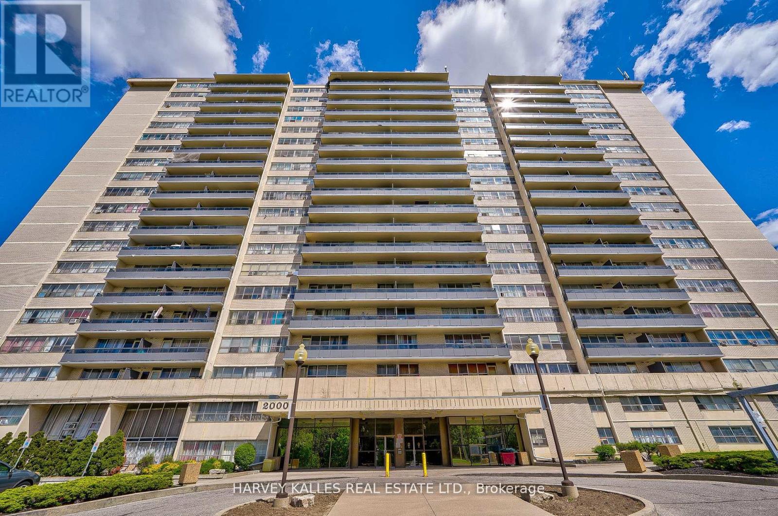 501 - 2000 SHEPPARD AVENUE W