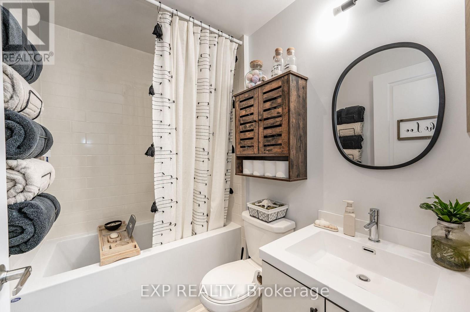 227 - 65 Speers Road Property Photo 16