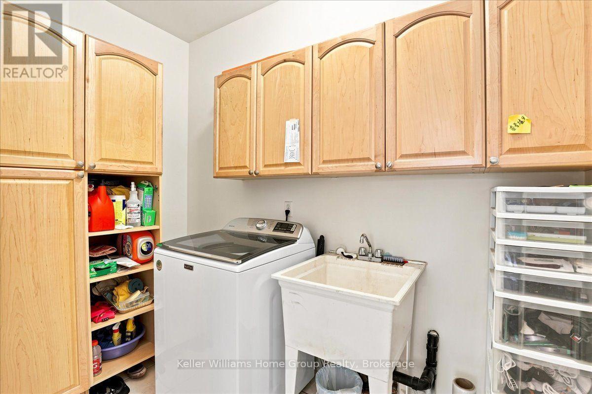 12 Thorndale Road Property Photo 16