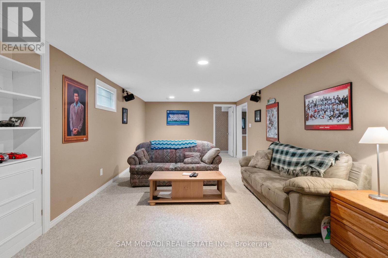 1077 Saginaw Crescent Property Photo 35