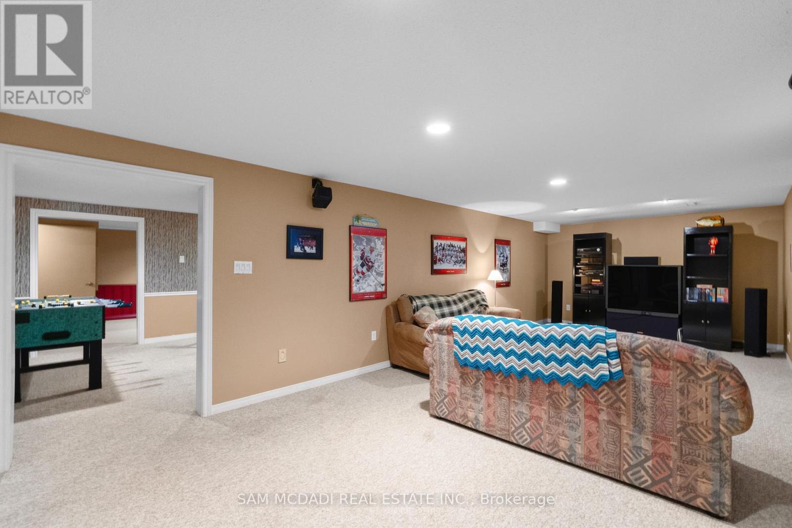 1077 Saginaw Crescent Property Photo 36