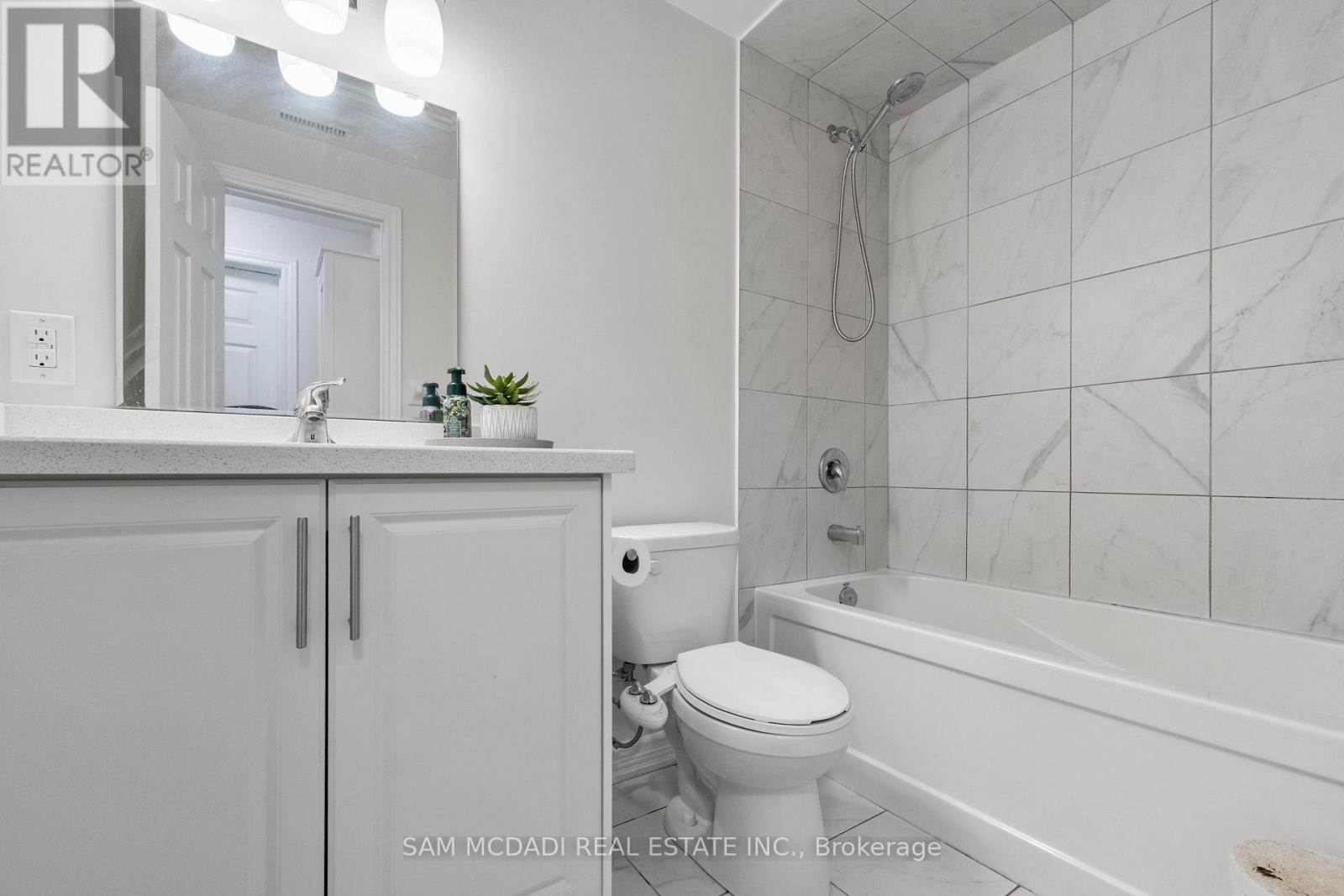308 - 215 Broadway Street Property Photo 10