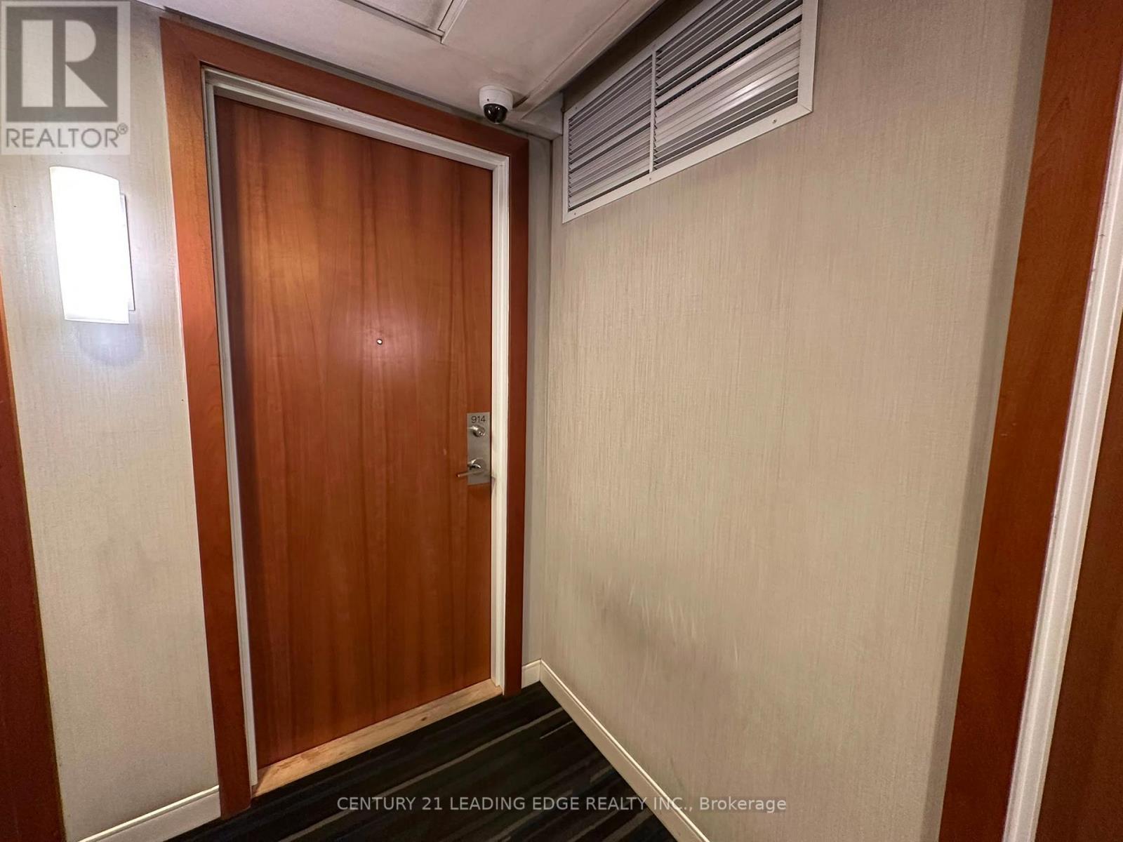 914 - 2800 Keele Street Property Photo 5