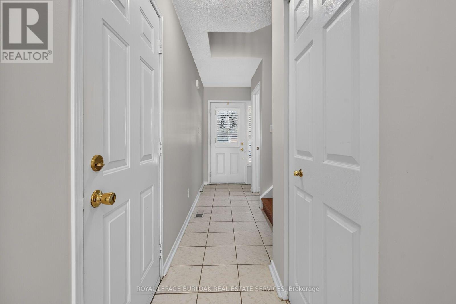 72 - 3333 New Street Property Photo 7