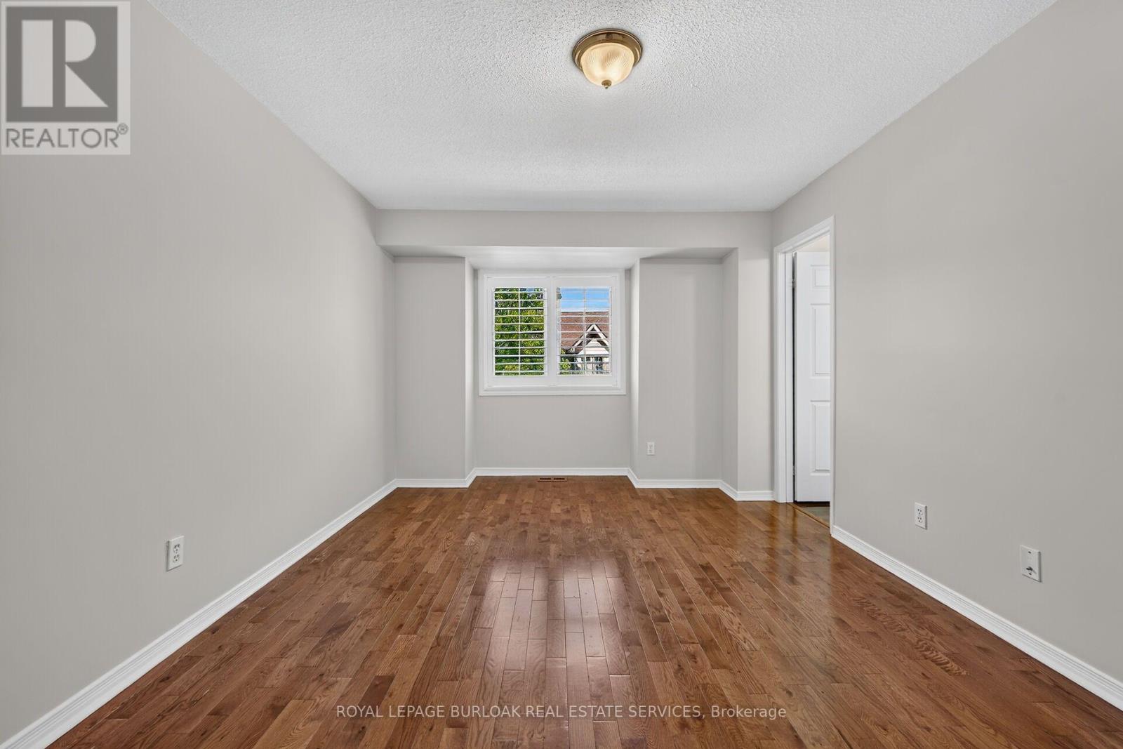 72 - 3333 New Street Property Photo 28