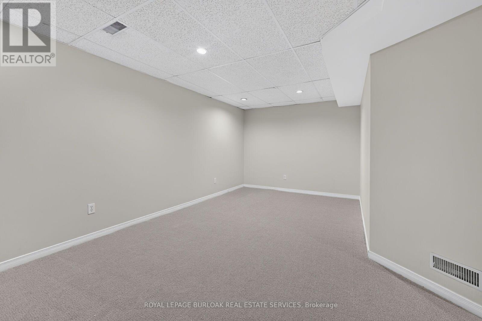 72 - 3333 New Street Property Photo 39