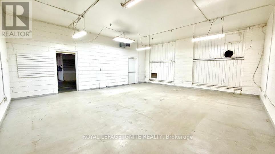 1b - 5 Racine Road Property Photo 6