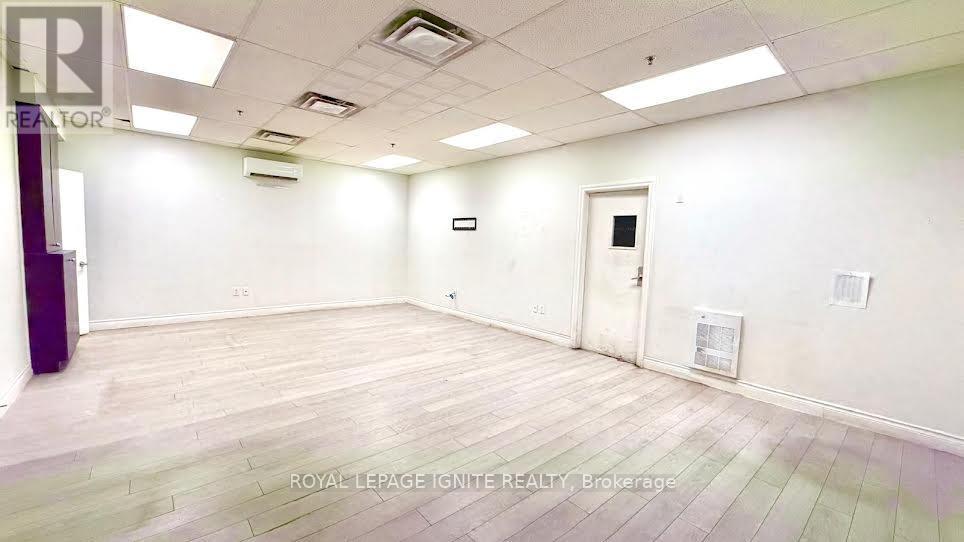 1b - 5 Racine Road Property Photo 7
