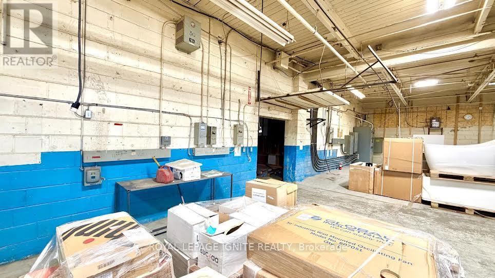 1b - 5 Racine Road Property Photo 18