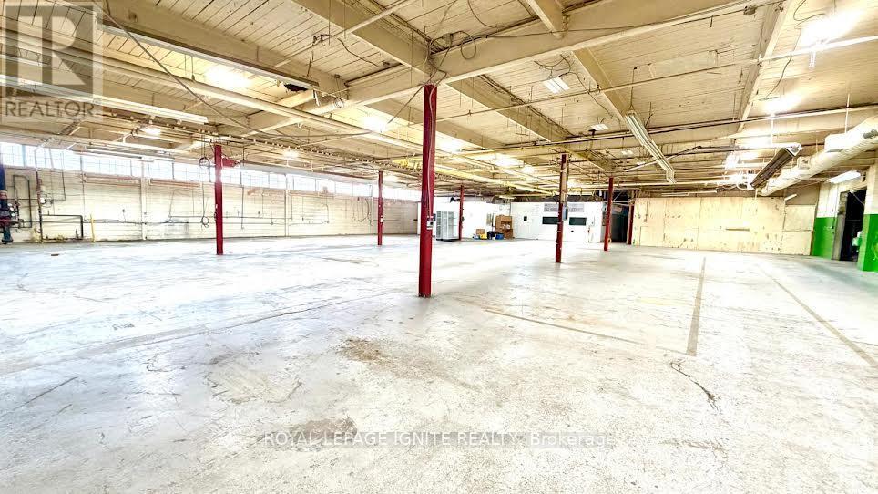 1b - 5 Racine Road Property Photo 21