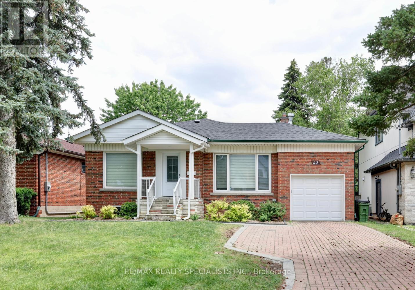 43 FIRWOOD (LOWER) CRESCENT