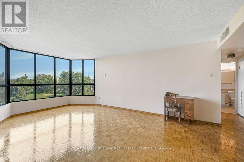718 - 1333 Bloor Street Property Photo 6
