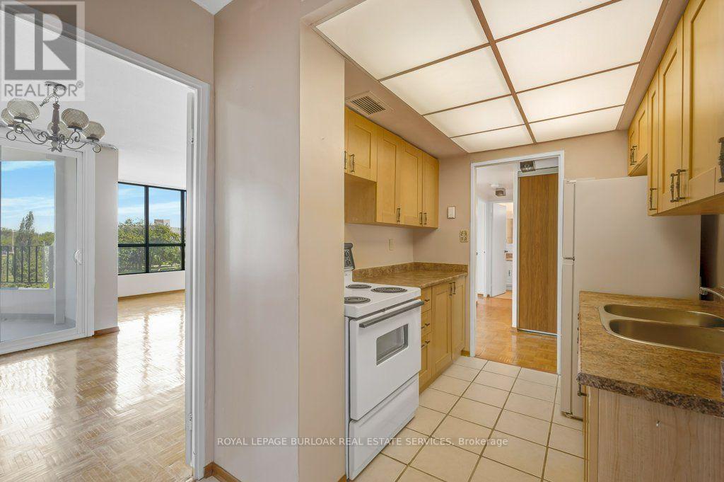 718 - 1333 Bloor Street Property Photo 12