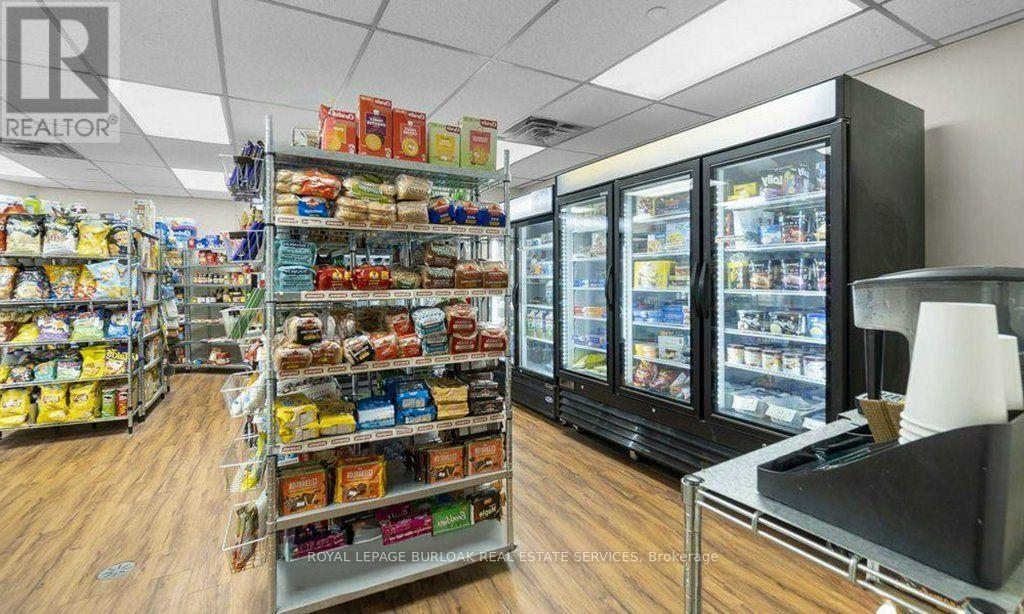 718 - 1333 Bloor Street Property Photo 23