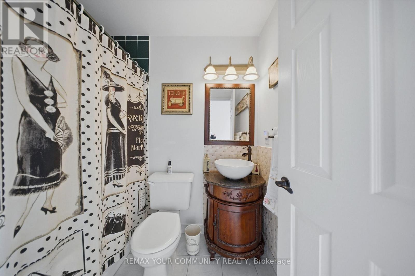 11 - 210 Manitoba Street Property Photo 26
