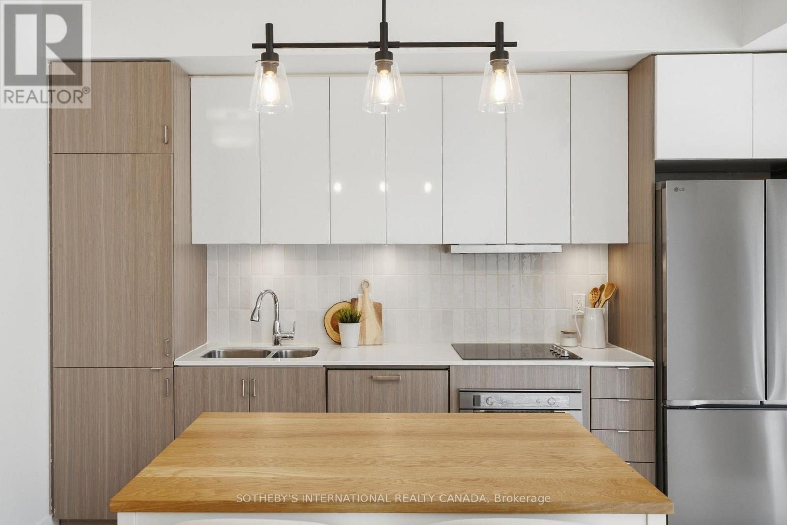A201 - 5230 Dundas Street Property Photo 10