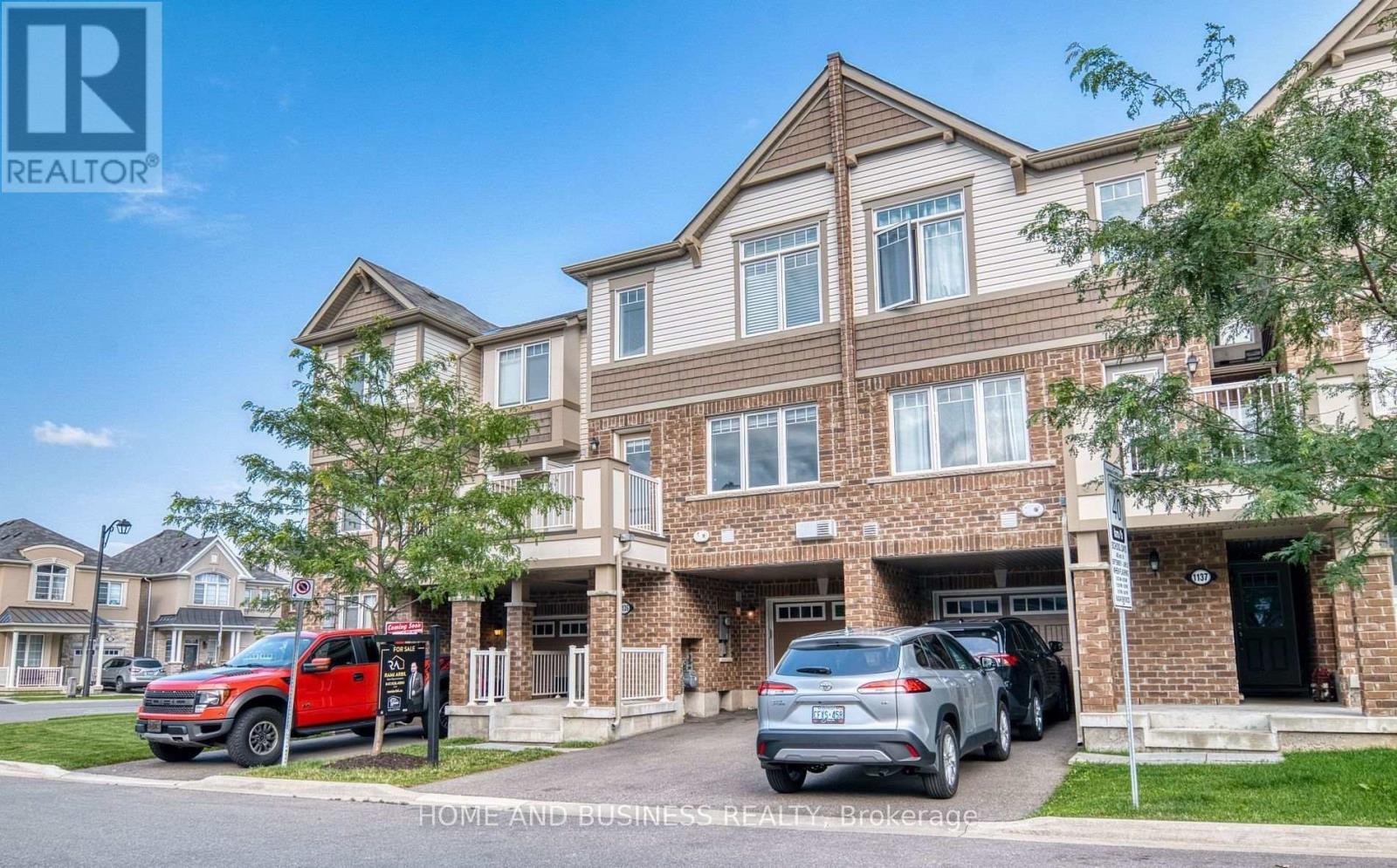 1135 DUIGNAN CRESCENT Property Photo 1