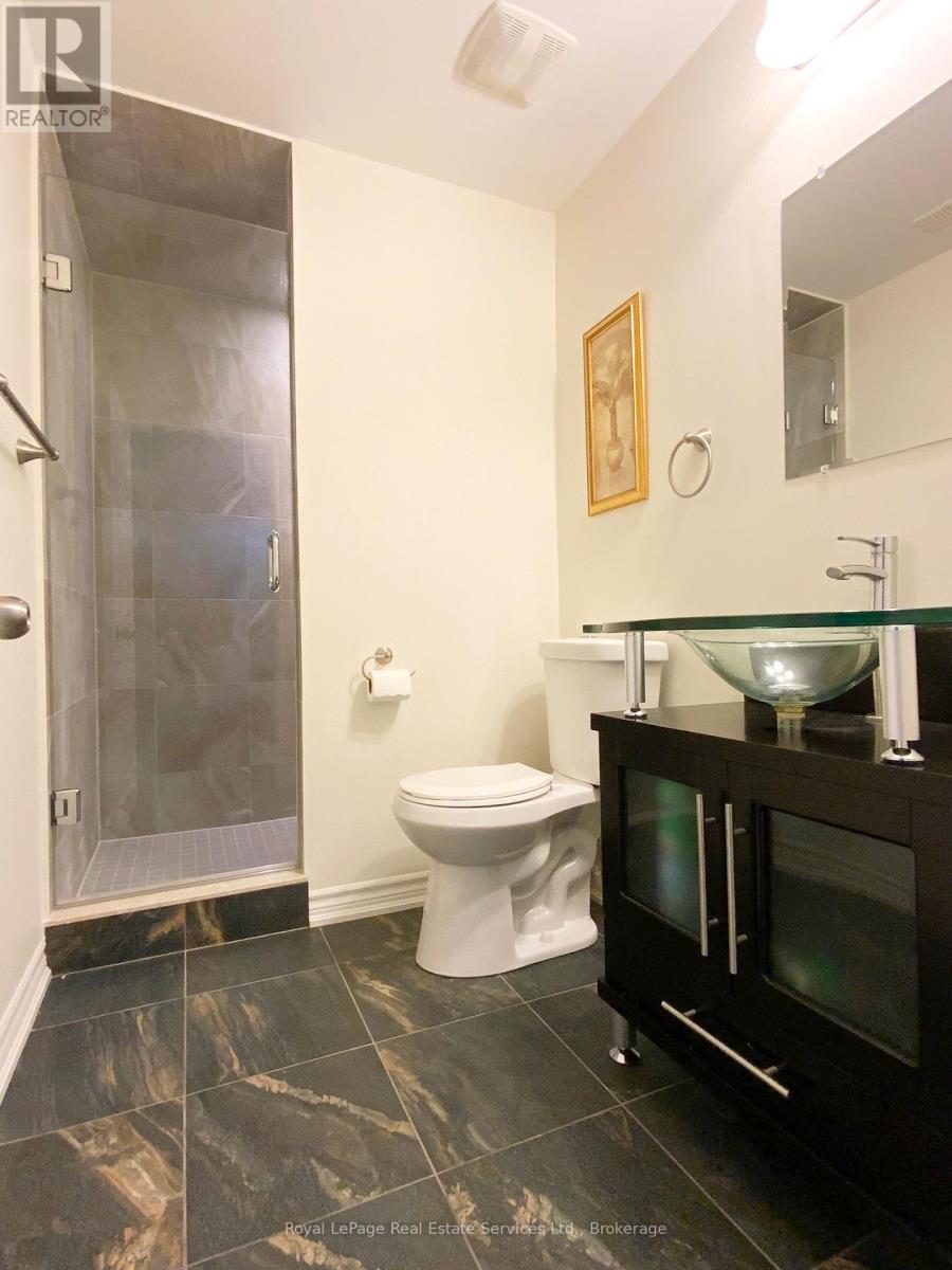 3385 Liptay Avenue Property Photo 41