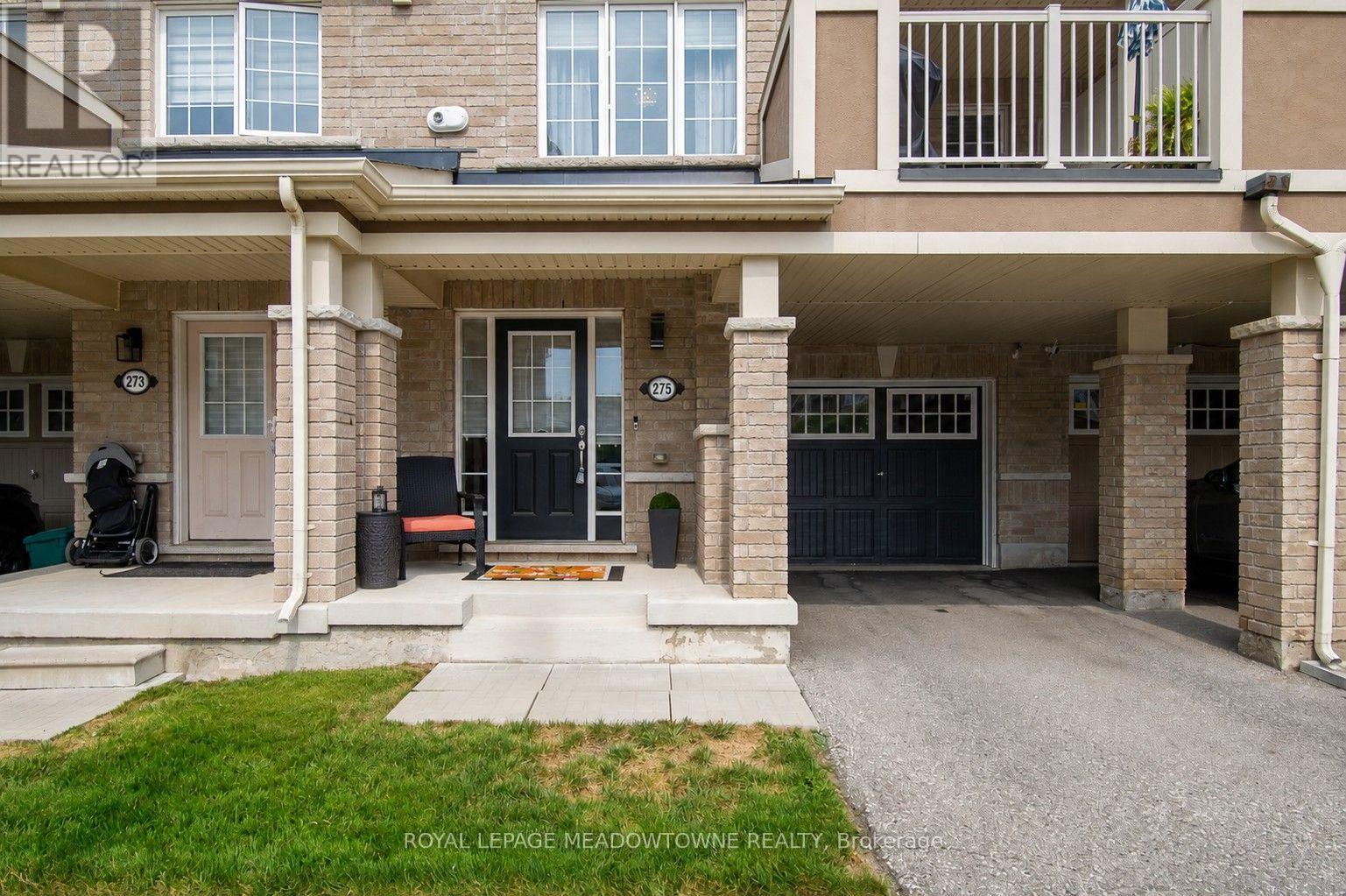 275 Eves Gate Property Photo 1