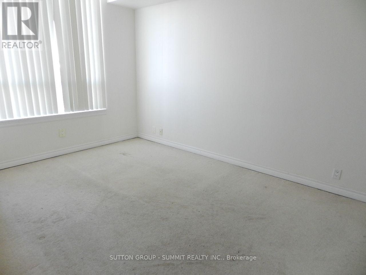 1003 - 3504 Hurontario Street Property Photo 3